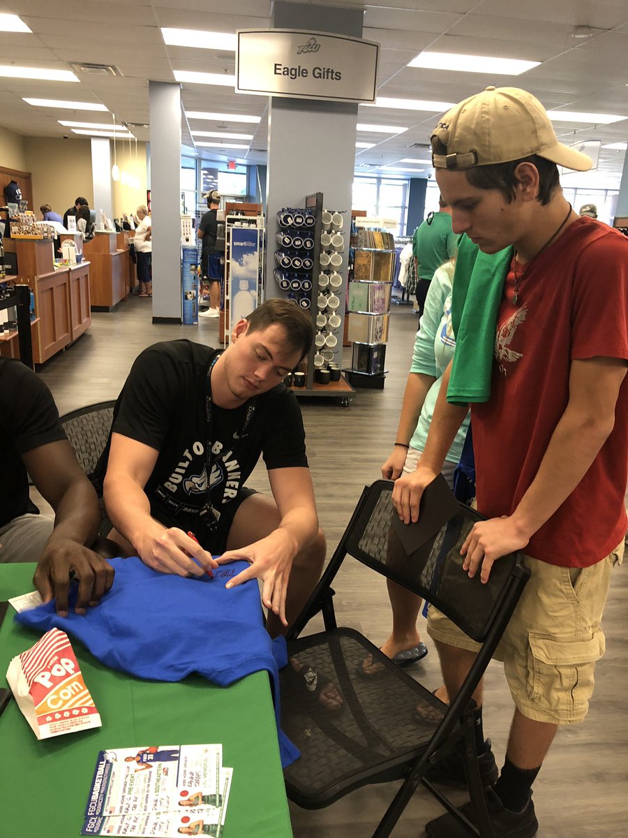 FGCUDirtyBirds's tweet photo. Had a great time with our awesome fans at the @fgcustore meet and great getting ready for Dunk City After Dark tomorrow! See you at 7:30, Dirty Birds!
#DCAD2018 https://t.co/eFjdX5lpWc