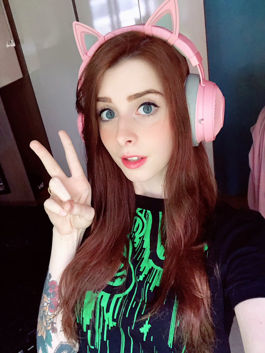 [Imagem: DqYsi0pX0AAHFJQ.jpg]