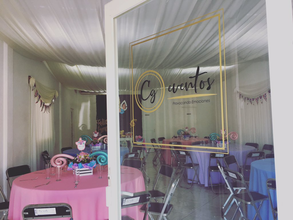 CgEventos_PE's tweet photo. En @cg_eventospe siempre eres bienvenido. #provocandoemociones #villahermosa #tabasco #party https://t.co/1mSLJzTMdb