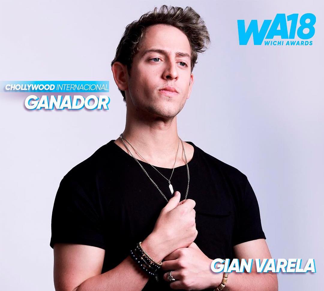 ElectronicaPma's tweet image. Felicidades a @GianVarela que ganó el Premio de Mejor Proyección Internacional en los #WichiAwards2018 de @sueltaelwichi 🔥🔥