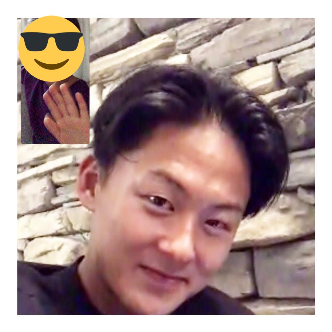 106_SW's tweet photo. 💟😭😭😭😭😭😭 아기랑 영상통화 하는 승우 선수😭😭😭 https://t.co/2yOF54QAAy