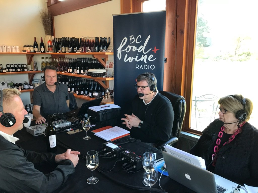 BCFWRadio's tweet photo. Kamloops: Join us at 6pm today on @RadioNLNews, we're talking to Vancouver Island Chefs and winemakers from our Grape Escape to Cowichan Valley. #cowichanvalley @bcwine #bcgetaways https://t.co/8GBS3ZRHUk