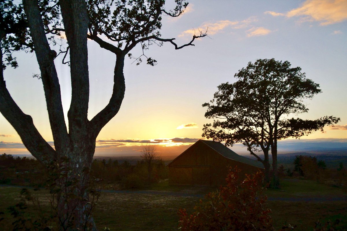 rick03907's tweet photo. Goodnight Maine #sunset #agamenticus #maine @StormHour https://t.co/iH5AtkhoN0