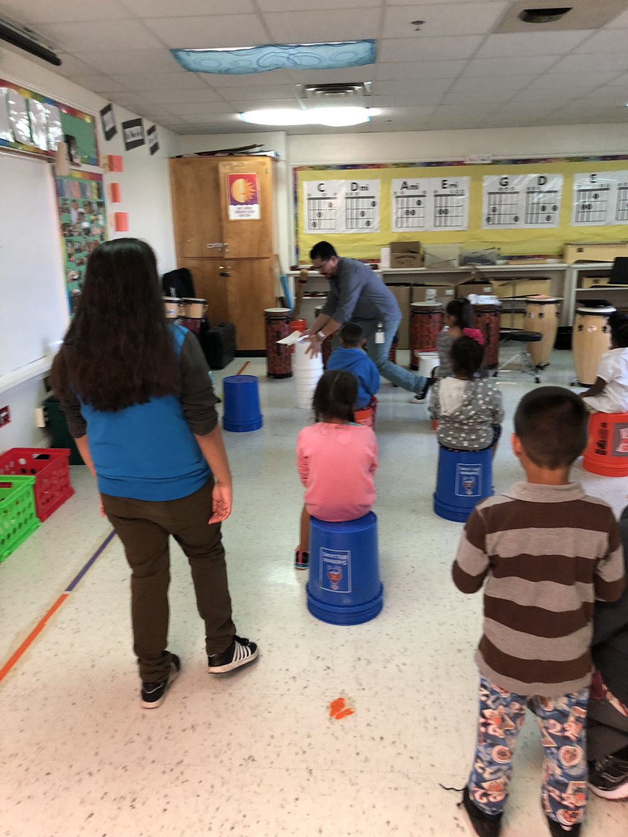 BuddLibrary's tweet image. #Hotdogs and scary stories for #BuddEagles