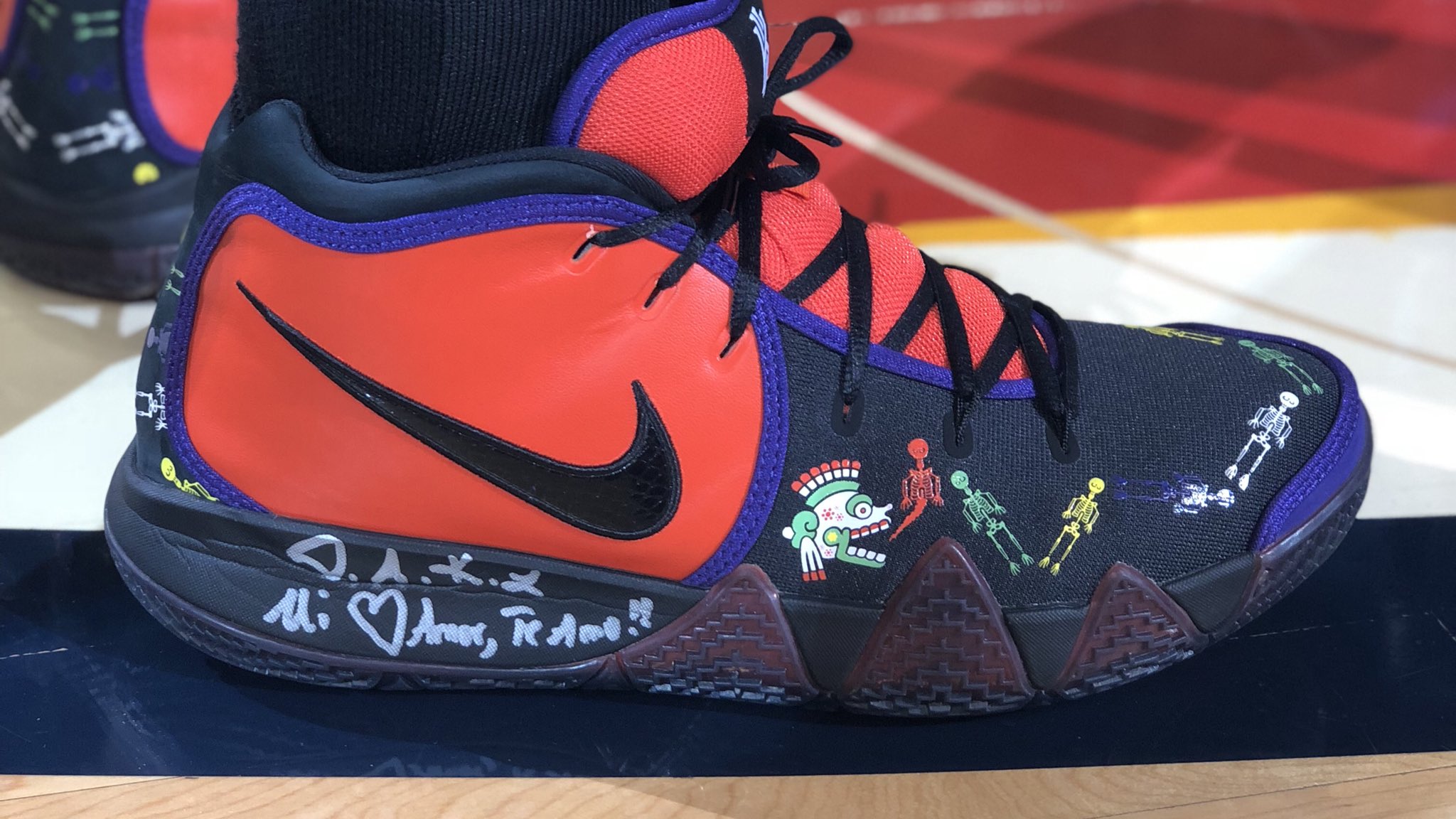 dia de los muertos kyrie