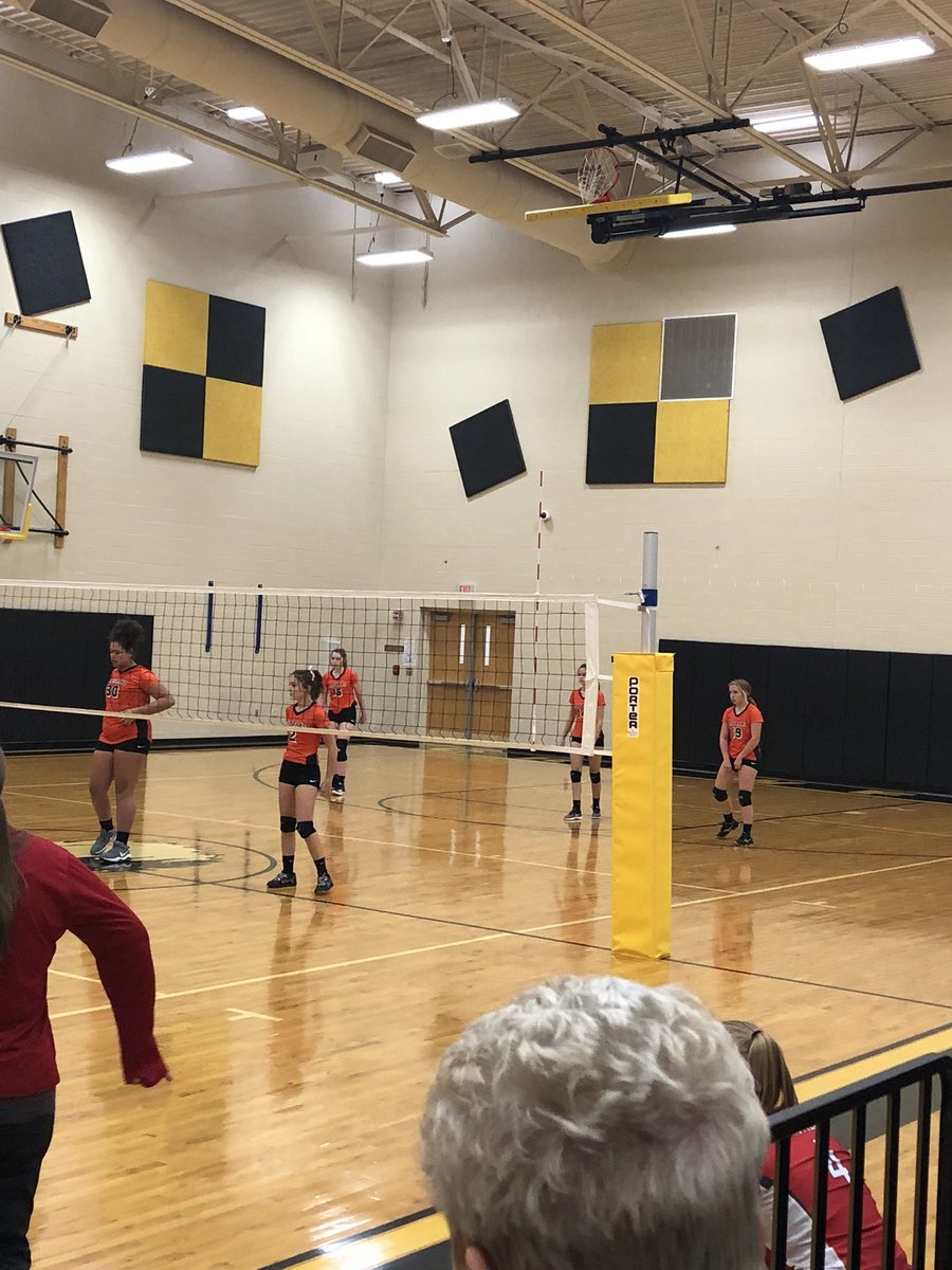 ramunionmiddle's tweet photo. 8th grade tournament game!  #gorams https://t.co/sctgmTRlj6