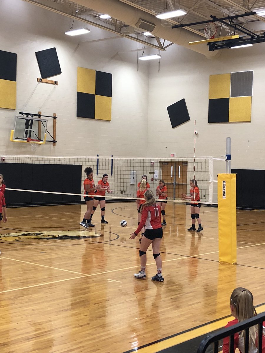 ramunionmiddle's tweet photo. 8th grade tournament game!  #gorams https://t.co/sctgmTRlj6