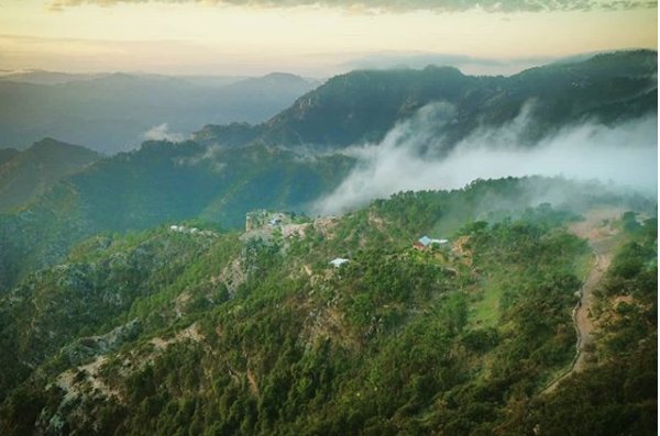 hotel_mansion's tweet photo. Amanecer en #Areponapuchi, #Chihuahua por 📷thisbigroadtrip https://t.co/AifYhBAP5H