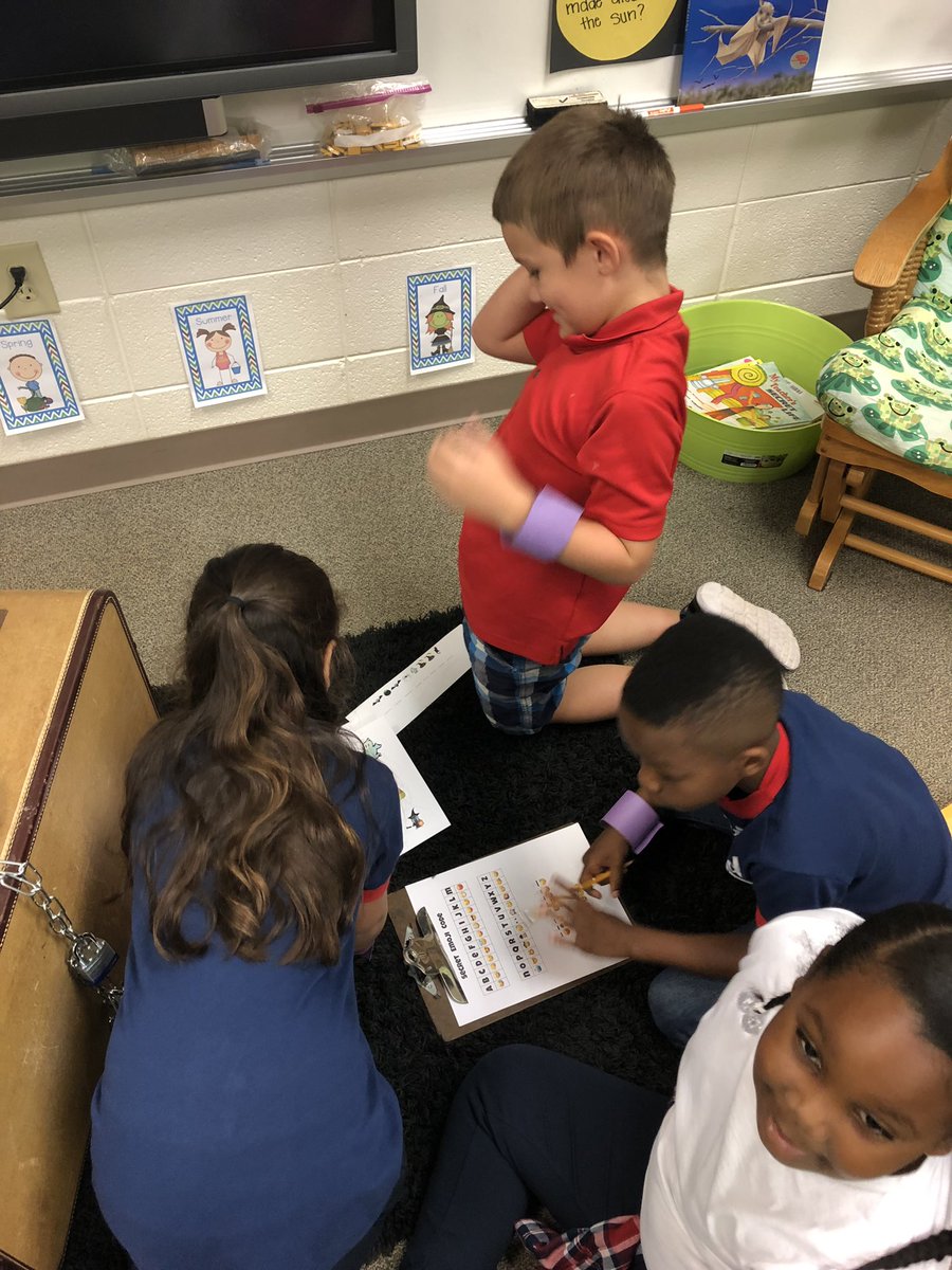 websfrogs's tweet photo. We had an amazing time solving clues to help us unlock our snack today. The Frogs loved the Halloween Escape Room. I want to give a HUGE shoutout to one of my AMAZING parents, Lori Oakes, for making this adventure possible!! 🐸life https://t.co/OOxKObxAij