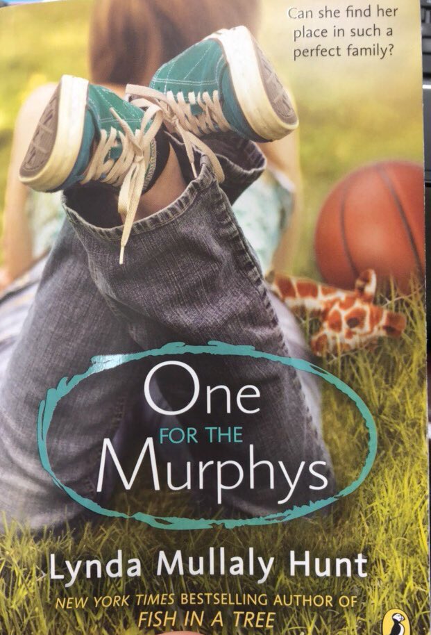 DrRackleyCLSD's tweet photo. And, I ended my day with @FalconReaders! I love the time with this incredible #FalconReaders, @misskennyesl, &amp; @MrsKreiderCCMS! And, I LOVE this story! #ProudPrincipal #FalconPride @CCMSStudentLife @CCMS_PSP @Mike141Rohrbach @MrJohnsonCCMS @MrWohlbergCCMS @MrsHauckCCMS @CCMS_Eck https://t.co/O9IWHY0I0r