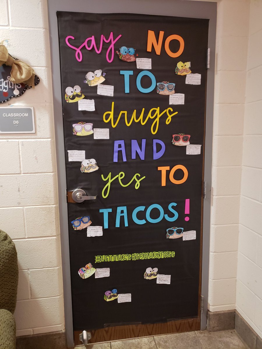 SHfinnagain's tweet photo. More great doors!@SouthernHillsWF #IamWFISD #BeTheOne  #RedRibbonWeek https://t.co/OG7fMrK8QW