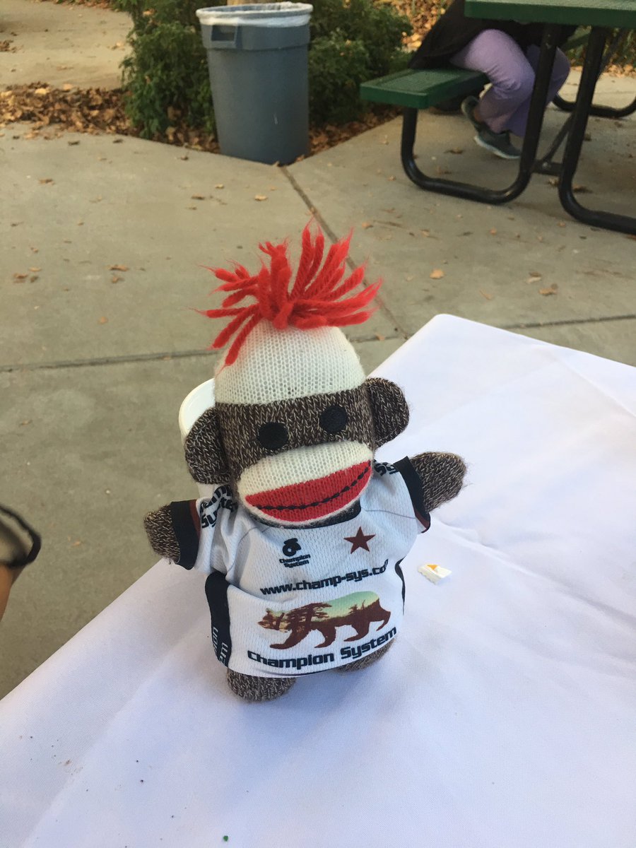 UptownKristen's tweet photo. #seymoresockmonkey was out to visit #healthprofessionsHSSac #Halloween festivities #sacsockdrop Bring some 𧦠to keep toed this winter https://t.co/6FiPrTx3Wo