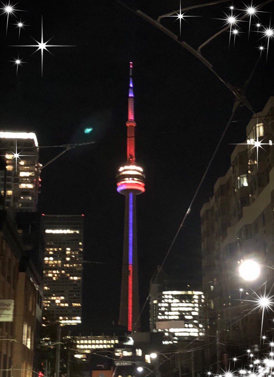 dilshad_moosa's tweet photo. CNTower Purple and Orange #RTweek2018.#rtso https://t.co/i7f4RSu4IL