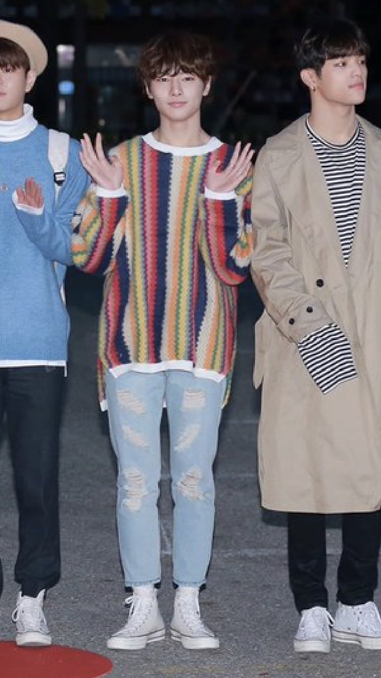 stray kids converse stray kids converse