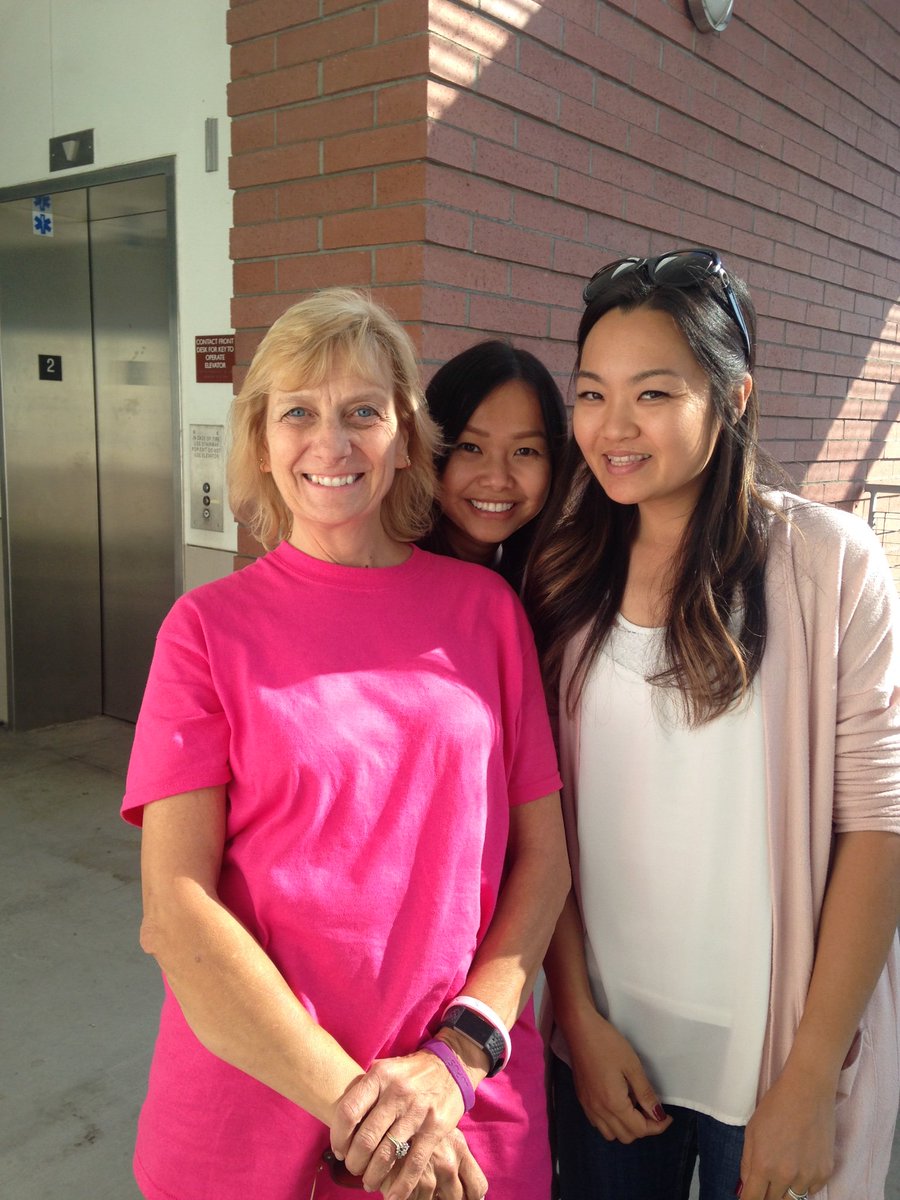 CdanielsChris's tweet image. First grade in pink to support our friends. @ArcadiaUnified @CaminoGrove @mrsvannasdall