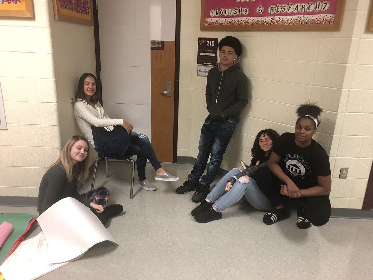 MrsDoyleTweets's tweet image. @muhlsd @JefferyEbert @DrUlsh @jt2510 Prepping for the Annual MMS #redribbonweek2018 Door Decorating Contest. #muhlpride #proudteacher