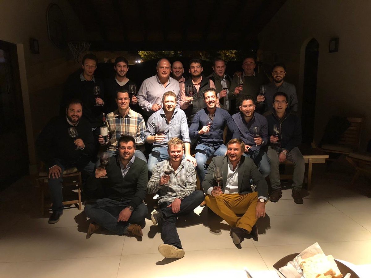 Durox Enología S.R.L. (@duroxeno) on Twitter photo <a href="/DUROXENO/">Durox Enología S.R.L.</a> junto a sus clientes y proveedores en una degustación plena. #barricas #roble <a href="/DUROXENO/">Durox Enología S.R.L.</a> junto a sus clientes y proveedores en una degustación plena. #barricas #roble