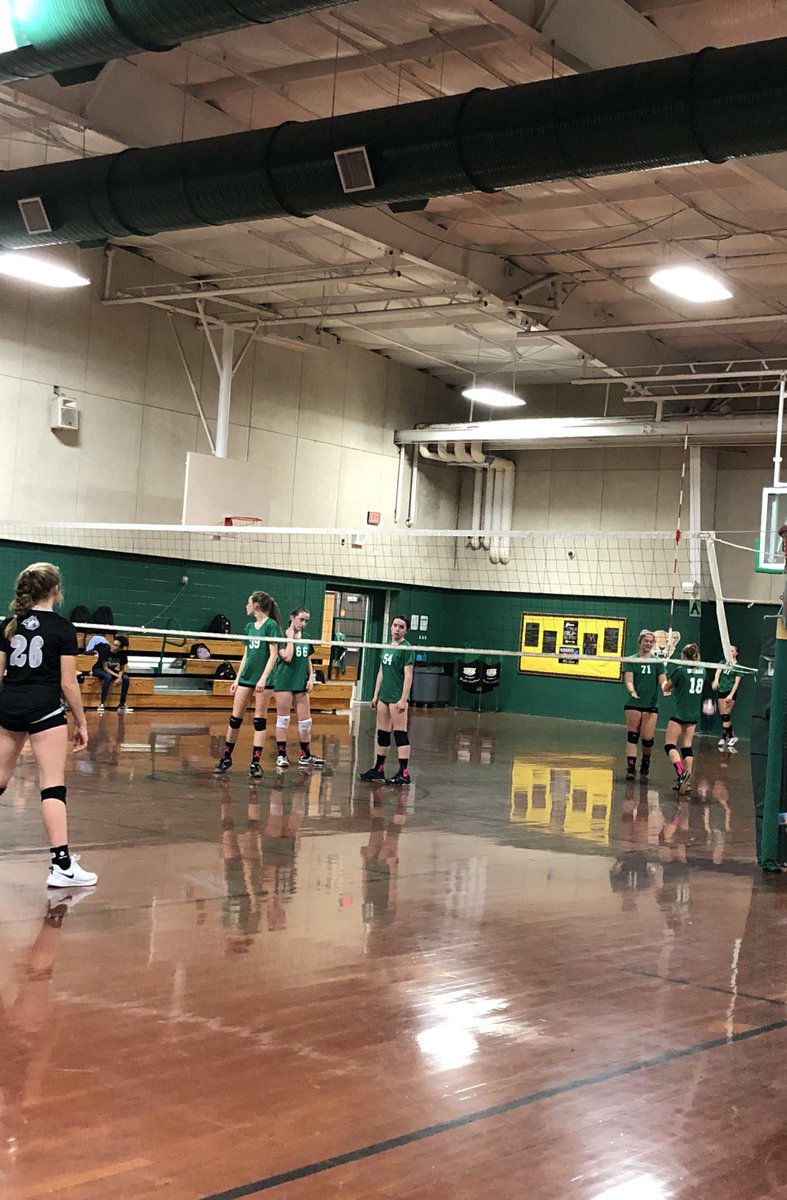 BrenhamSB's tweet photo. 7th grade volleyball - A and B team wins! #undefeatedAteam #greatjoball #gocubettes https://t.co/GhvC61Xw34