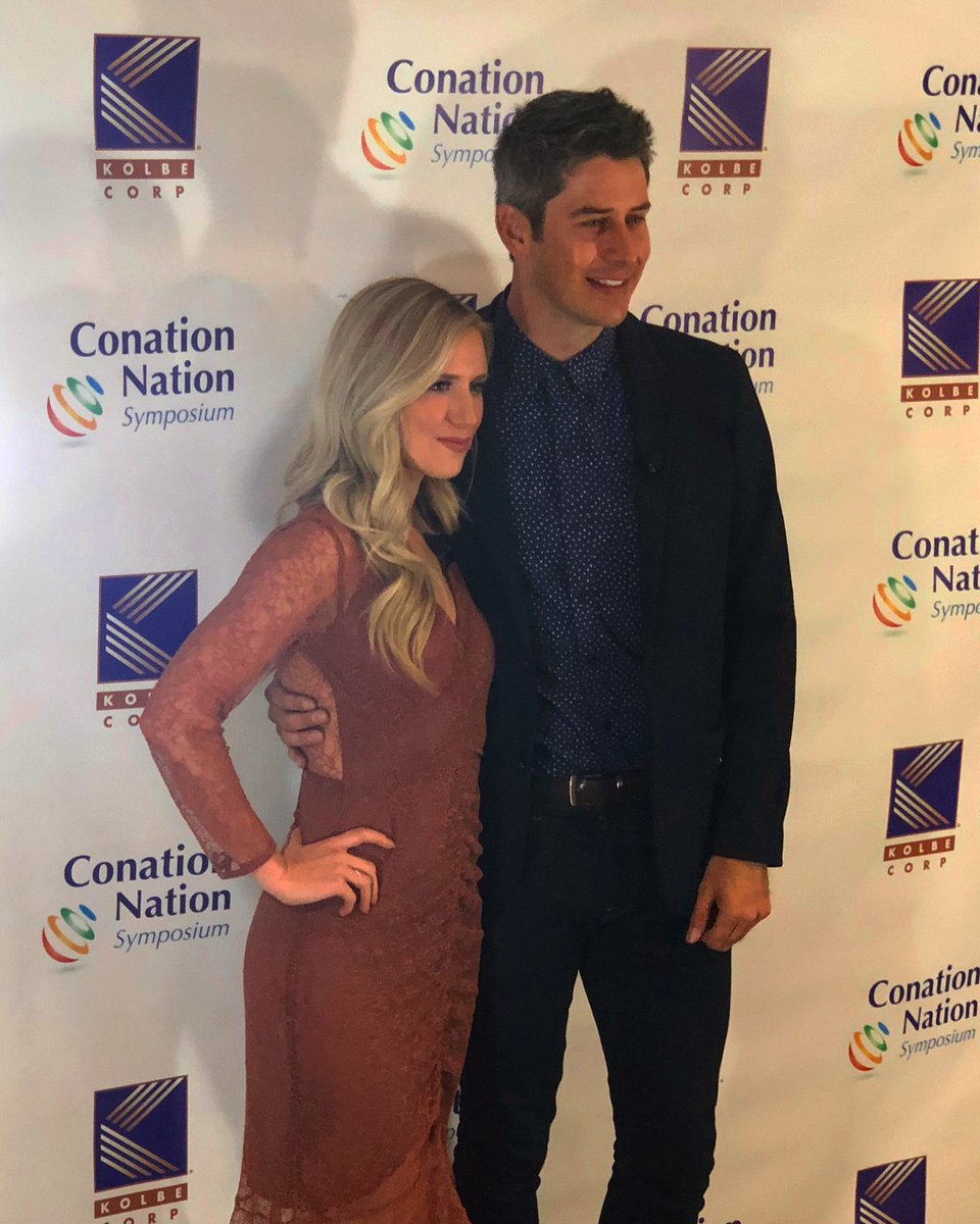 markemark's tweet image. Met Ari &amp;amp; Lauren from @TheBachelorTV Straight Up Professionals @ariejr @laurenburnham91 #takestwo @BachelorABC