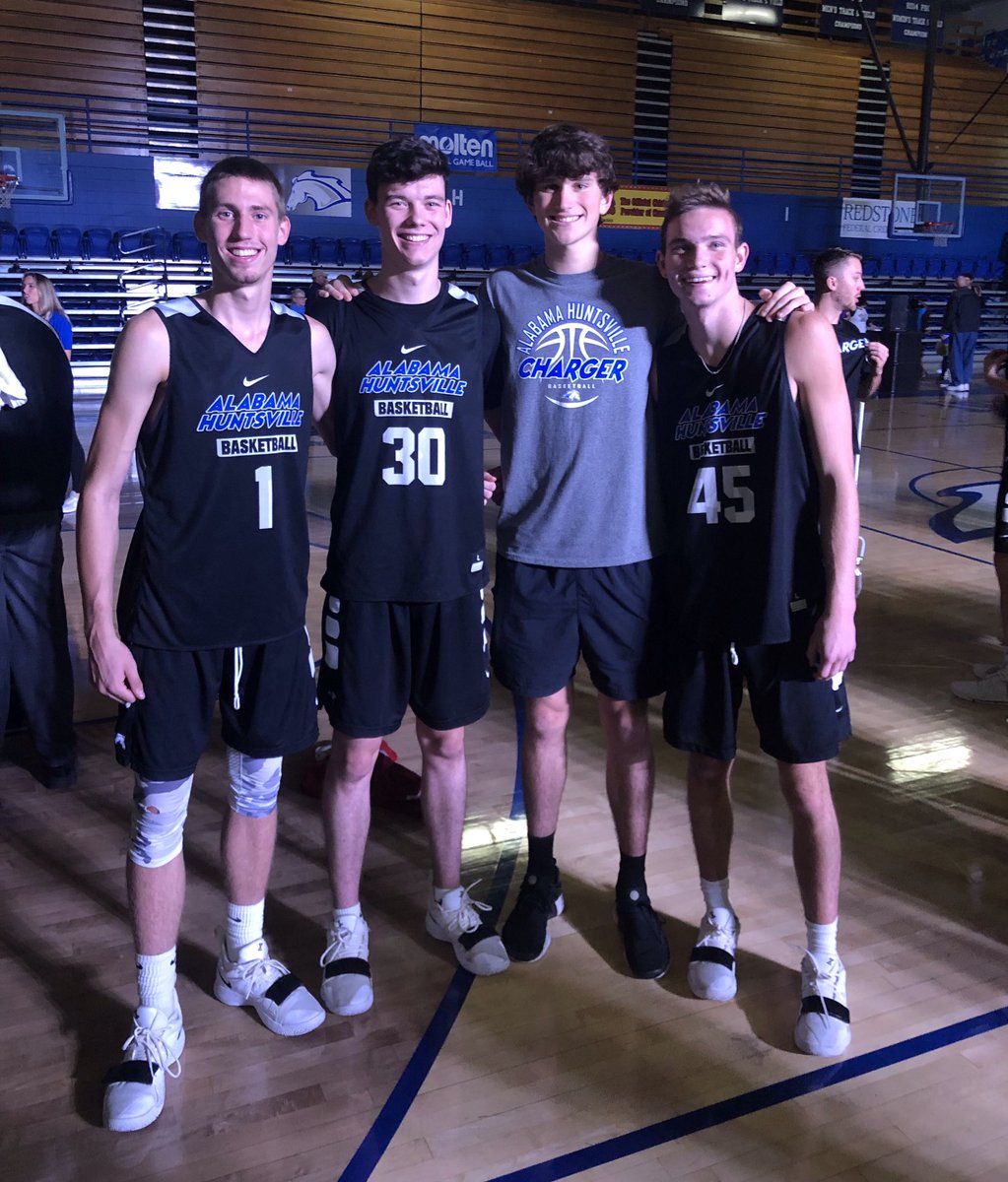 ProOneSelect's tweet image. The Four Horsemen, -1, +1. #ProOneGuys #CollegeMath #WhereIsDaltonDodd

#OneFamily
