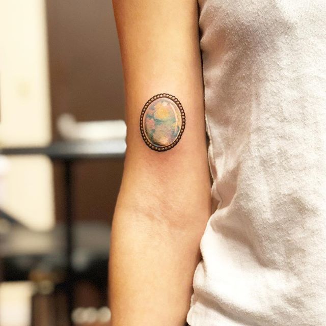 Adam Teitelbaum on X: "Really tough to get a good pic of this opal on @hailey.cubs but it was a fun challenge ! Thanks as always ! #opaltattoo #vegantattoo #vegantattooartist #tattoodesign #tattooaddict #