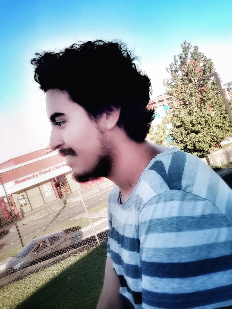 bran_mont's tweet photo. 😲😲😲
#fotoPalTwitter 😂😂😂
#Photografer https://t.co/r1ORaDHx0P