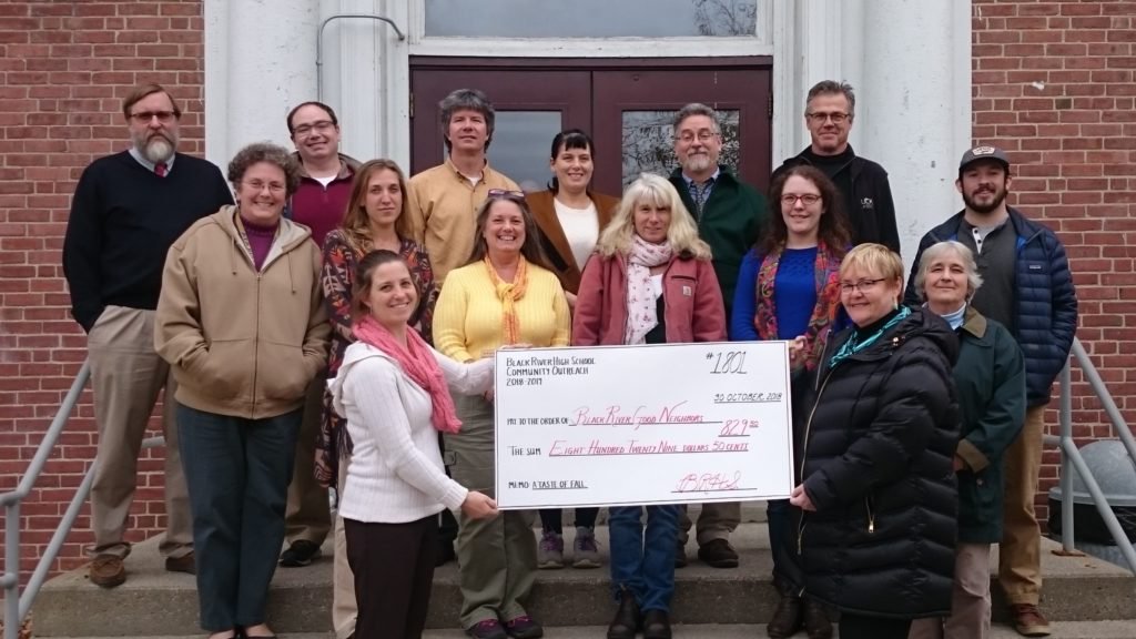 BRHSMSVT's tweet photo. A Taste of Fall event raises $829. for Black River Good Neighbors! https://t.co/ItffJE0HWI