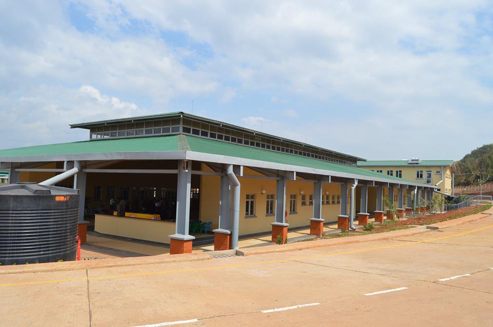 Uganda Revenue Authority (@urauganda) on Twitter photo Operationalization of One Stop Border Posts (OSBPs) ;-
4 OSBPs (Malaba,Busia, Mirama Hills & Mutukula) are operational in Uganda.
This has translated into reduced turn-around time from 3 days in FY 2015/16 to 2 hours in FY 2017/18.
#4YearsOfDoris
<a href="/patmukiibi/">Patrick Mukiibi</a>
<a href="/irumanyika/">Ian Rumanyika</a> Operationalization of One Stop Border Posts (OSBPs) ;-
4 OSBPs (Malaba,Busia, Mirama Hills & Mutukula) are operational in Uganda.
This has translated into reduced turn-around time from 3 days in FY 2015/16 to 2 hours in FY 2017/18.
#4YearsOfDoris
<a href="/patmukiibi/">Patrick Mukiibi</a>
<a href="/irumanyika/">Ian Rumanyika</a>