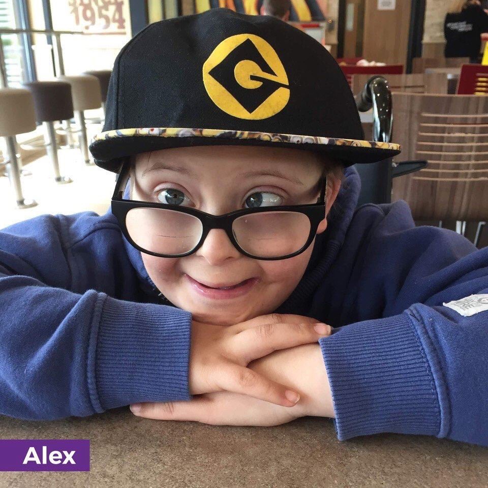 caudwellkids's tweet image. Destination Dreams is so special! 😊 Since 2007 every year we’ve given 25 children, with life-threatening conditions, the opportunity to experience a once in a lifetime holiday to Disney World, Florida. This year is no exception and we need your help! 💜 bit.ly/2JGvaY3