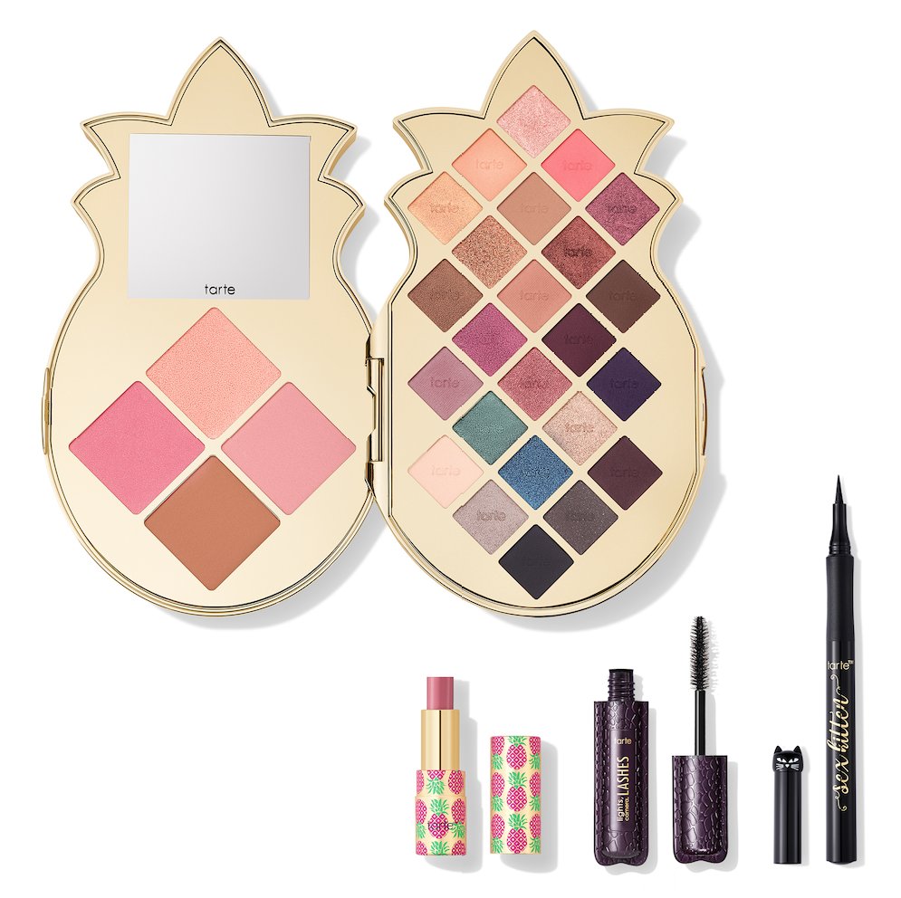 davelackie's tweet image. Bonus "Thank You Followers" Twitter Giveaway: tarte's Pineapple of my Eye Collector Set ( at @Sephora ) It contains 24 NEW Amazonian clay eyeshadow shades, 2 blushes, a bronzer, a highlighter &amp;amp; more! To enter, follow @davelackie &amp;amp; RT #SephoraForTheHolidays