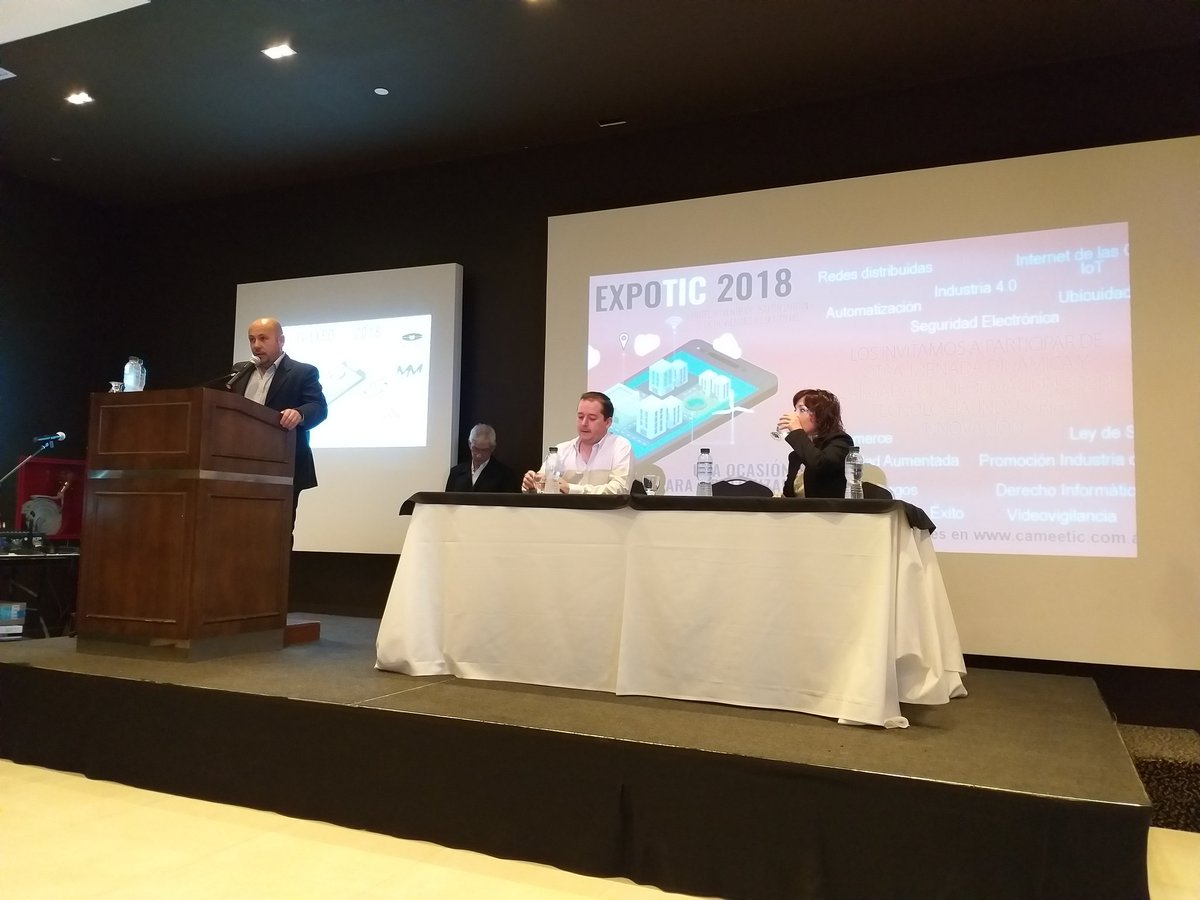 marielablanco10's tweet photo. Presentes en #ExpoTic2018 @munimadryn @ric_sastre @Rikiamolina @tamararicciar https://t.co/DGdl5h3cd5