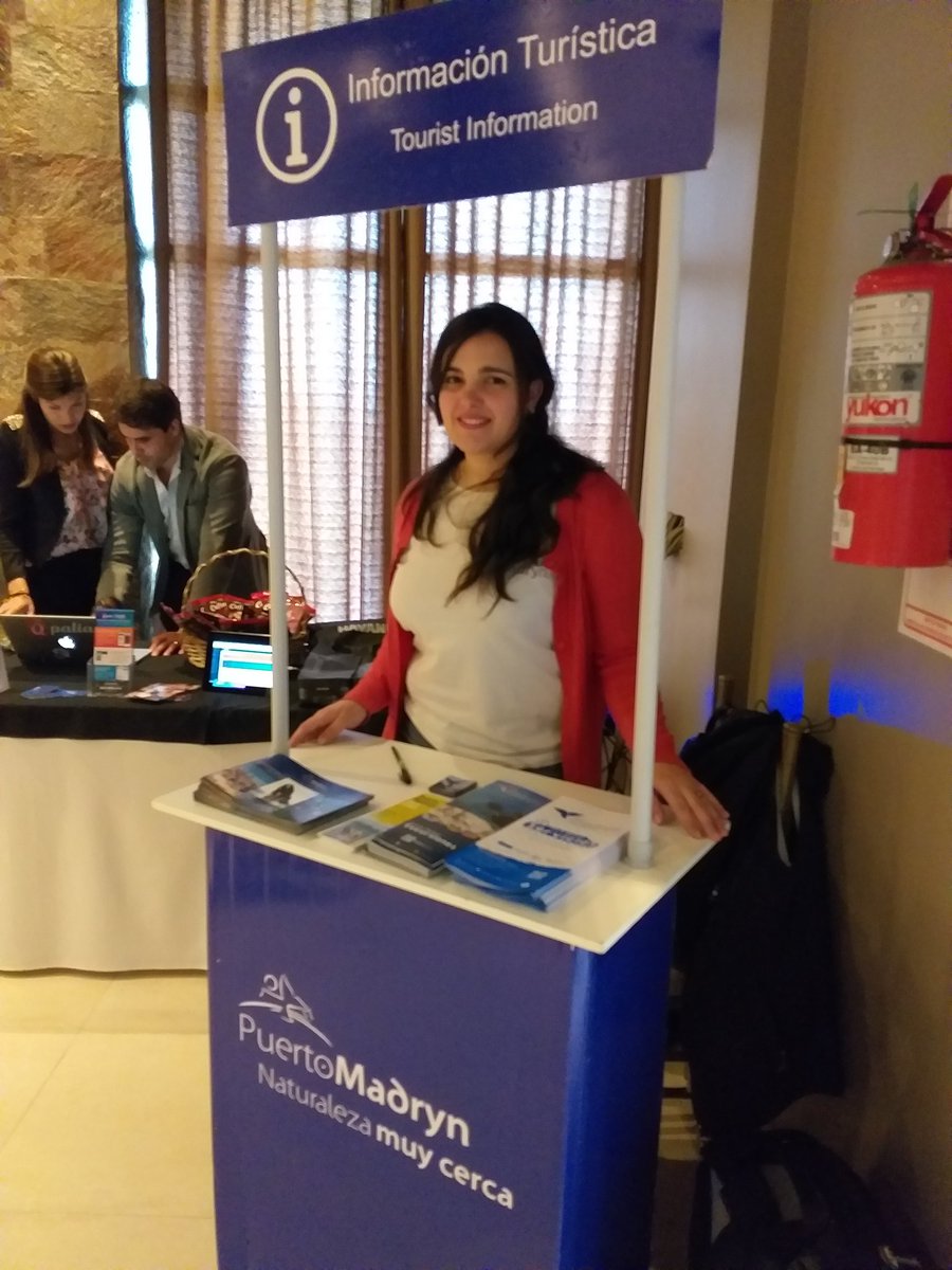 marielablanco10's tweet photo. Presentes en #ExpoTic2018 @munimadryn @ric_sastre @Rikiamolina @tamararicciar https://t.co/DGdl5h3cd5