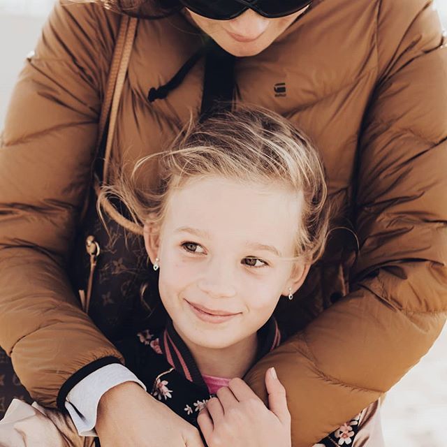 Blogbymar's tweet image. Hugging is a silent way of saying 'you matter to me' ♥
.
.
.
.
#motherhood #motherdaughter #myoldest #momlife #mompreneur #mommytime #mommyhood #momlifestyle #momstyle #gstar #firsttimemommy #motherhoodunplugged #momblogger #mommystyle #dutchblogger #fashionblogger #discover…