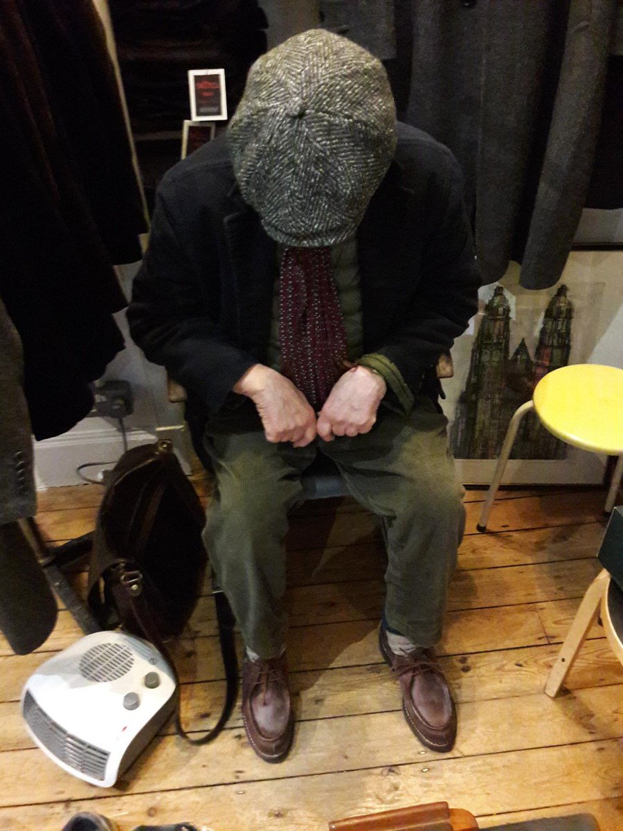 johnsimons1955's tweet image. John this week, was selecting his Paraboot style of choice for the coming Winter...
Get yours here - johnsimons.co.uk/footwear/?sort…
