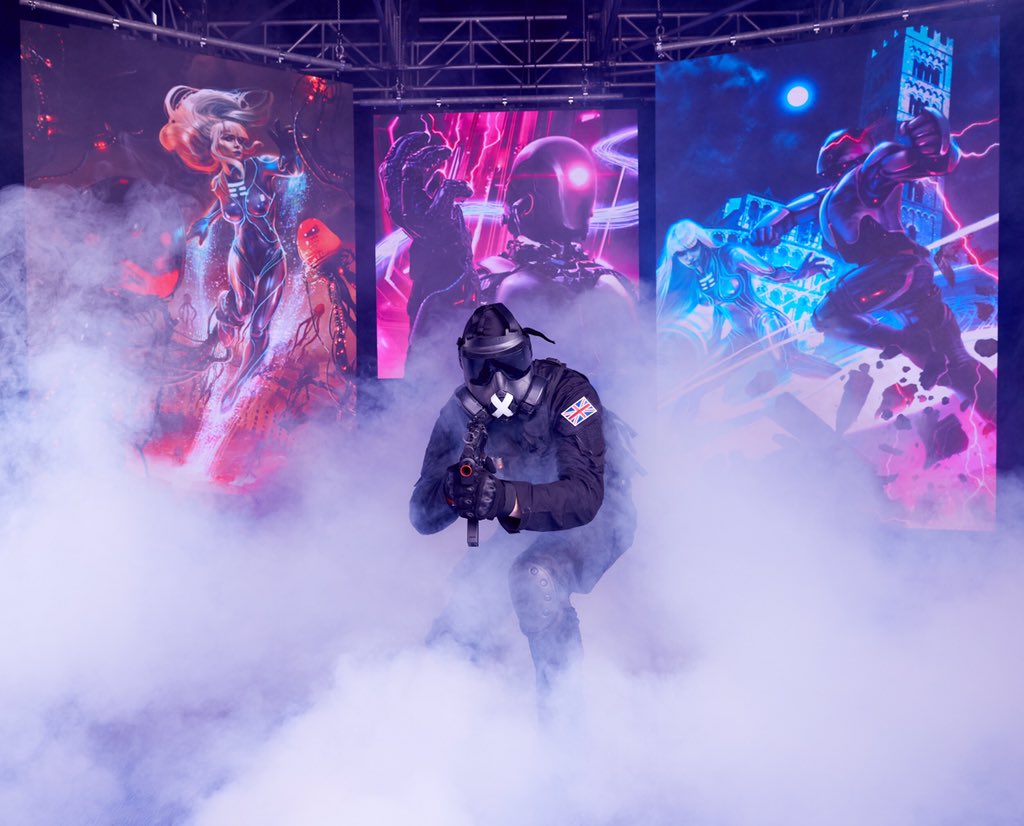 TIM_Official's tweet photo. Sei un cosplayer al @LuccaCandG ?Fatti fotografare al TIM Casting (Piazza del Collegio) da Marco Craig nel set di #AngieDigitwin e ritira il tuo scatto al TIM Dome! 📸 https://t.co/k8MGjjoOIR