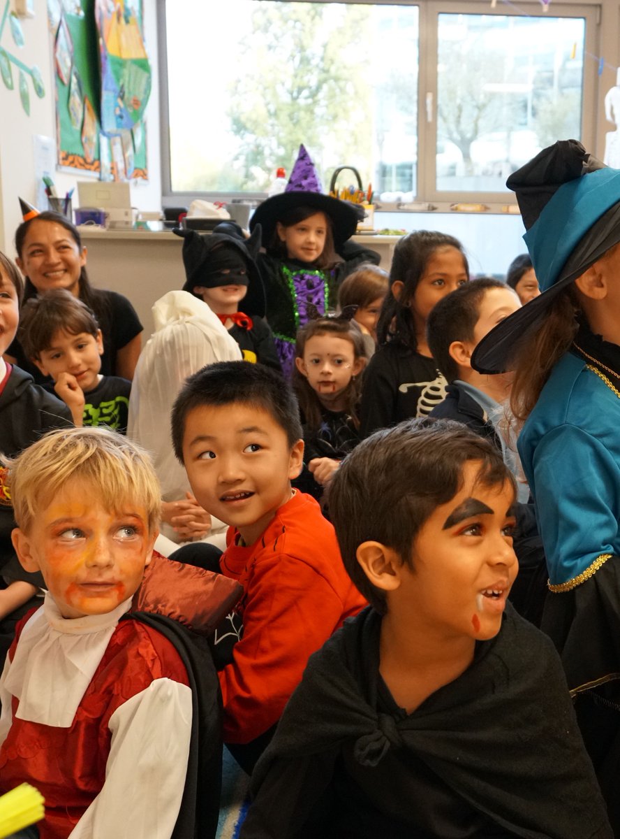 AmitySchool_NL's tweet photo. On Wednesday our Early Years 3 and Primary 1 children had a magnificent experience with Mr Phil as they expanded on their vocabulary and  imaginative writing through the Write Inspired workshop.
#amityinternationalschoolamsterdam #amityamsterdam #writeinspired https://t.co/bXZob5JttQ