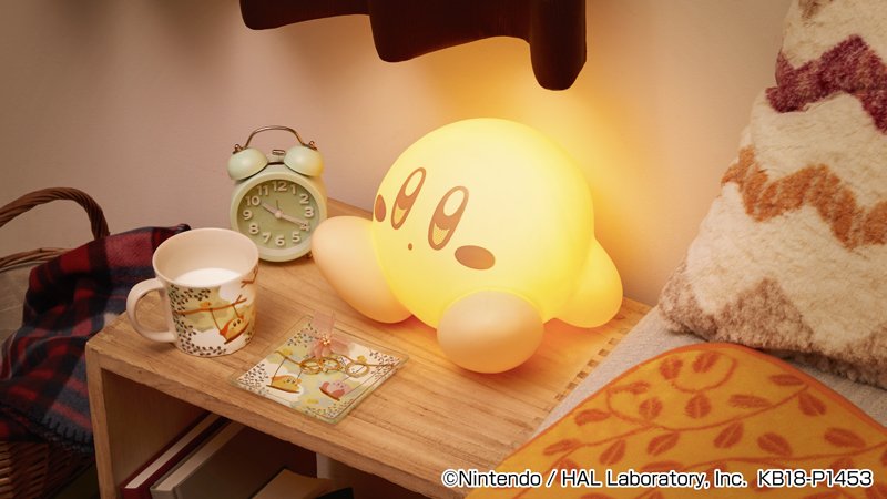 Twitter पर 一番くじ Bandai Spirits いよいよ来週より発売 B賞は やさしい光の カービィ のルームライト 一番くじ 星のカービィ の初登場 お部屋で使いたいアイテムです Https T Co Smyavxuhti おへやでのんびりライフ