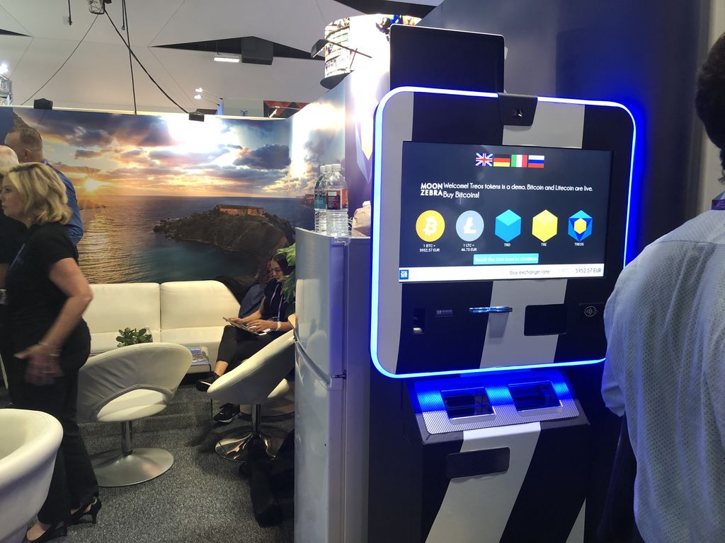 TokenBackers's tweet image. Amazing time @BlockchainMT!