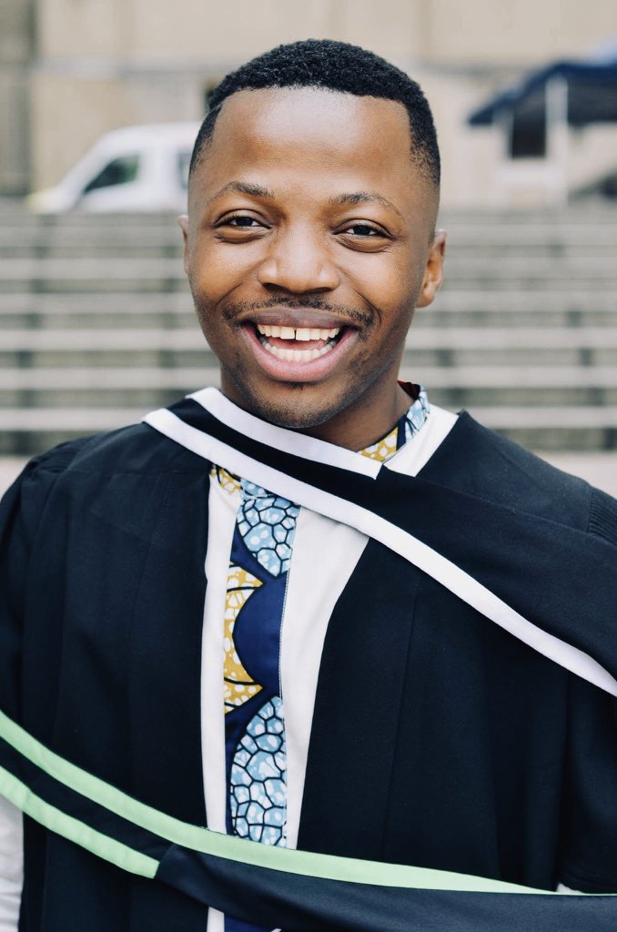 Shumani_'s tweet image. Turned 25 today and God has been so great.

These past years remind of 
- Varsity financial exclusions
- Dad passing away in 3rd year
- Failing 3rd year and loosing bursary (mom domestic worker)

But then: 
Mcom and BSC Eng (UCT) before 25
Investment banker 
Lord of black tax ❤️