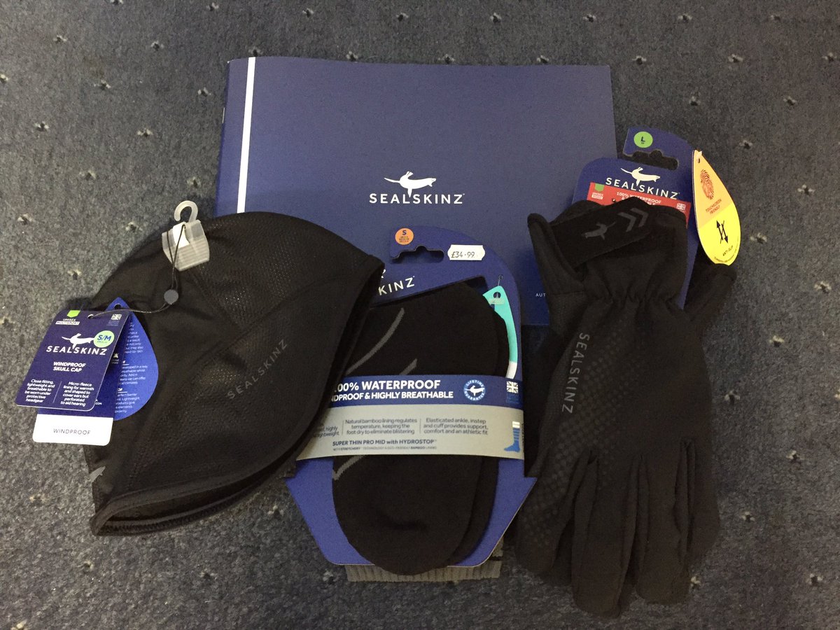 Cold weather setting in now. Stay warm and dry with <a href="/sealskinz/">Sealskinz</a>