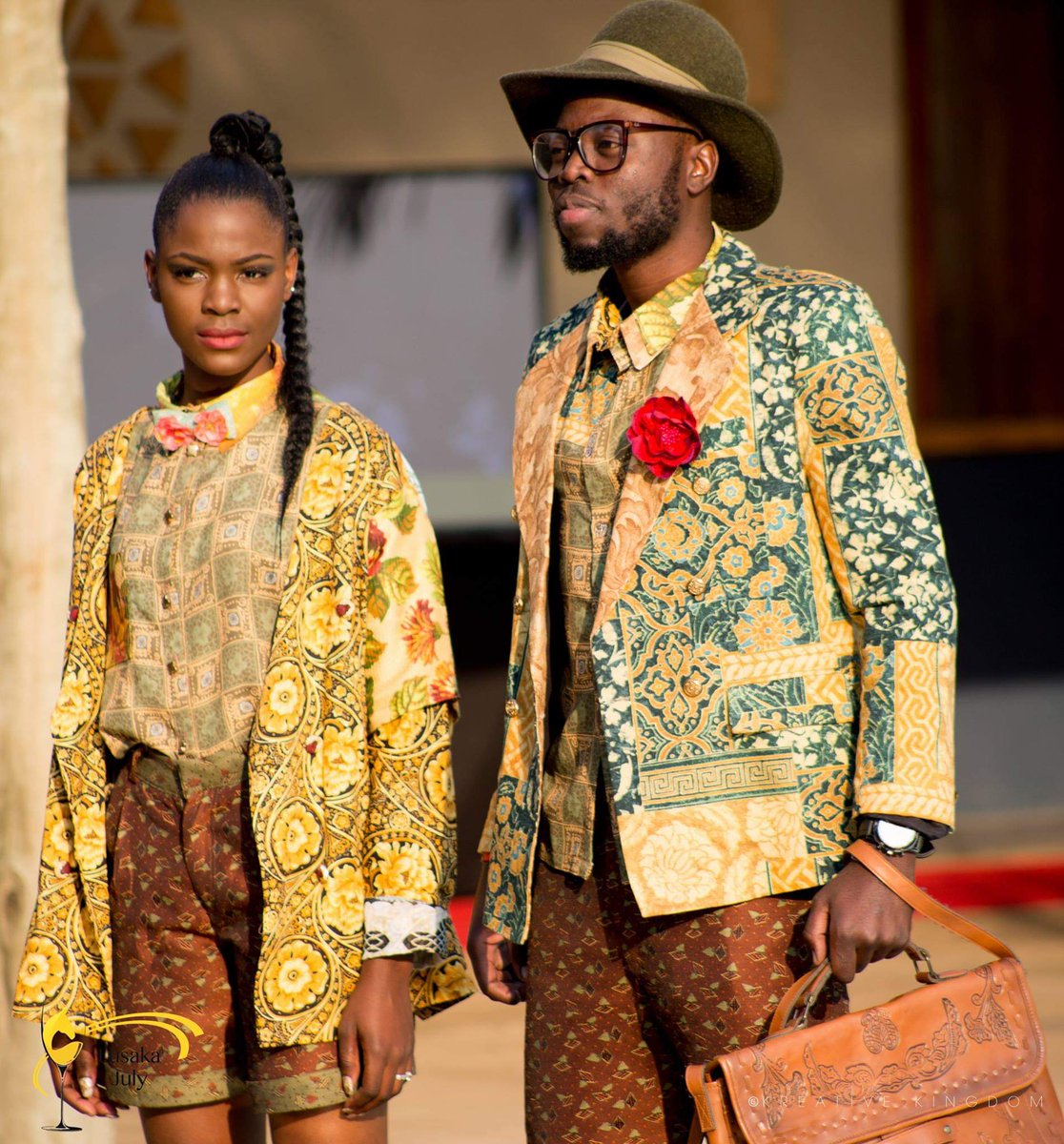 Debbiechudesign's tweet photo. In "An Affair with the past" collection, we mixed together tough and delicate elements to create looks that are symbolic of rich culture and history.
.
.
.
#DebbieChu
#MadeInZambia https://t.co/4ZaJsL9pGC