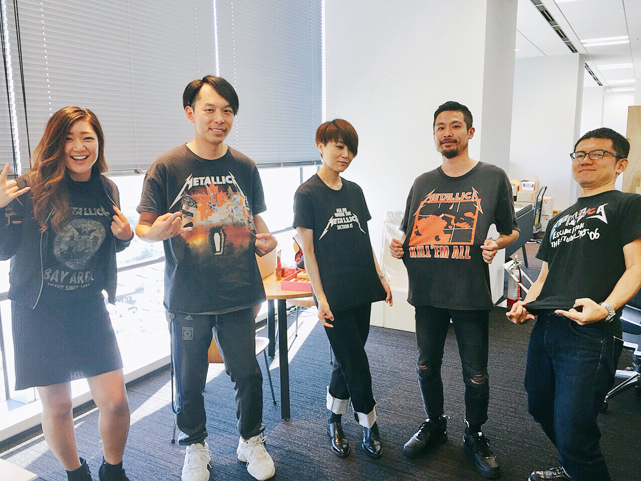 Universal Music Japan ユニバーサルスタッフももちろん メタリカ ファンです リマスター デラックス ボックス セット第4弾 メタル ジャスティス 発売を記念して 今日のメタリカtシャツday してみた Metallicatshirtday T Co