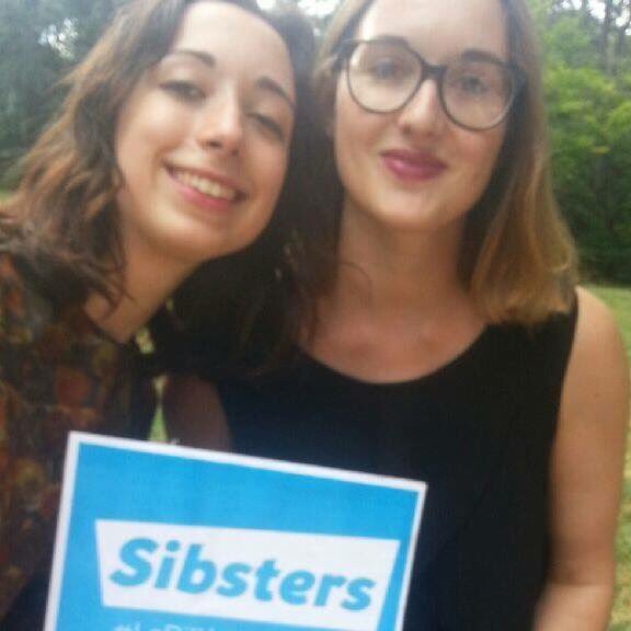 SibstersAsso's tweet photo. Pssssst ! 😏 T’es à Paris le 22 novembre ? Alors viens faire la fête 🎈 avec nous ! #Sibsters #LaDifférenceInspire #Apéro #Asso #Association https://t.co/MZmS0tHjWY