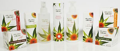 AllBegan's tweet photo. The aloe industry in South Africa is one of the least understood or visited - aloes are a huge family of plants but the ones that are used in cosmetics are aloe vera and the aloe ferox. The ferox (fire) variety) is indigenous (but not endemic) to https://t.co/l8jTfsv9Vq https://t.co/ee83av9uyS