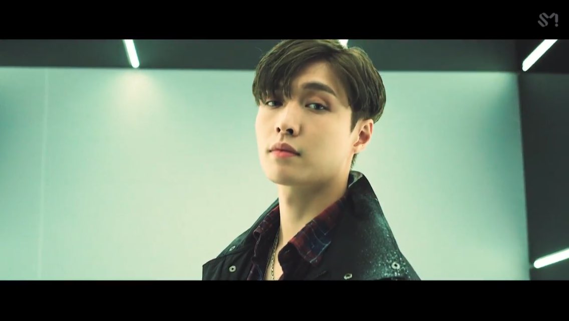 Lay_Wonderland's tweet photo. 진짜 최고야😭😭😭
#어디에도_없을_완벽한_EXO⁠ ⁠ #EXO⁠ ⁠ #weareoneEXO⁠ ⁠ #EXO_TEMPO⁠ ⁠ #EXO_DontMessUpMyTempo⁠ ⁠ #엑소 https://t.co/xc1vxuK0nx
