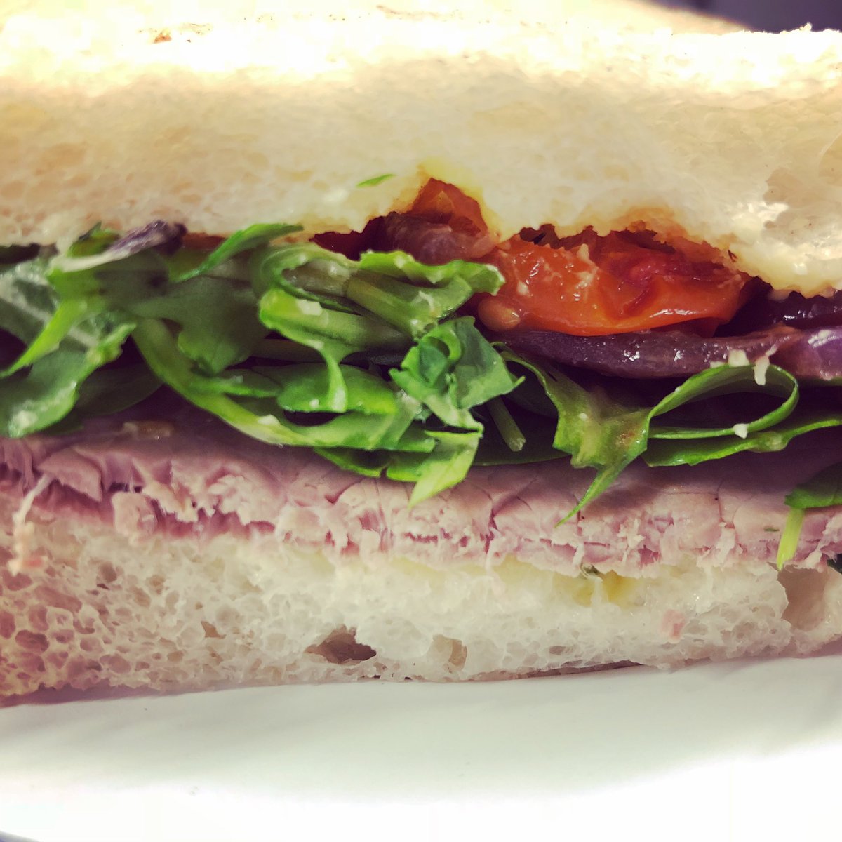 Roast beef S/W with tarragon &amp; Dijon mayo, roast cherry tomato, red onion &amp; rocket 👌, served 12-2 #lunchtime #dailymenu