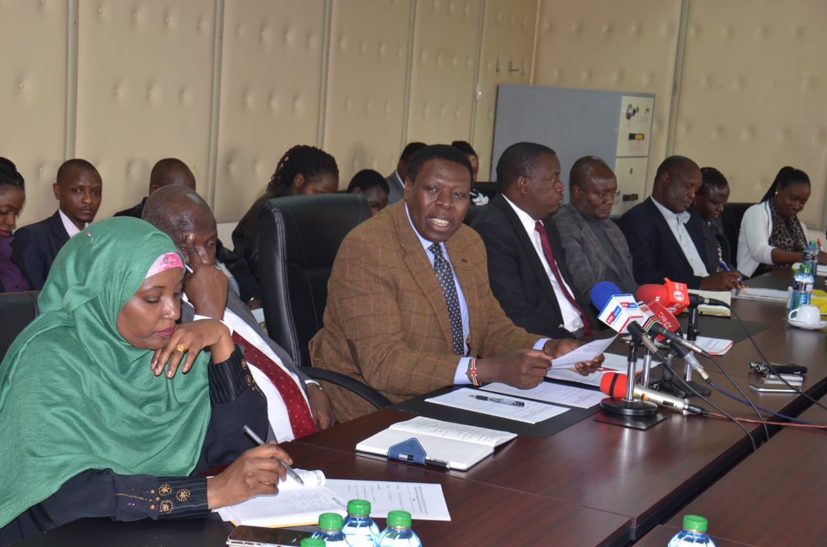 EugeneLWamalwa's tweet image. Regional Economic Blocs will not only stimulate economic development within their respective regions capitalizing on economies of scale,but also promote inter county projects and strengthen trade within REBs hence urgent need for comprehensive policy framework