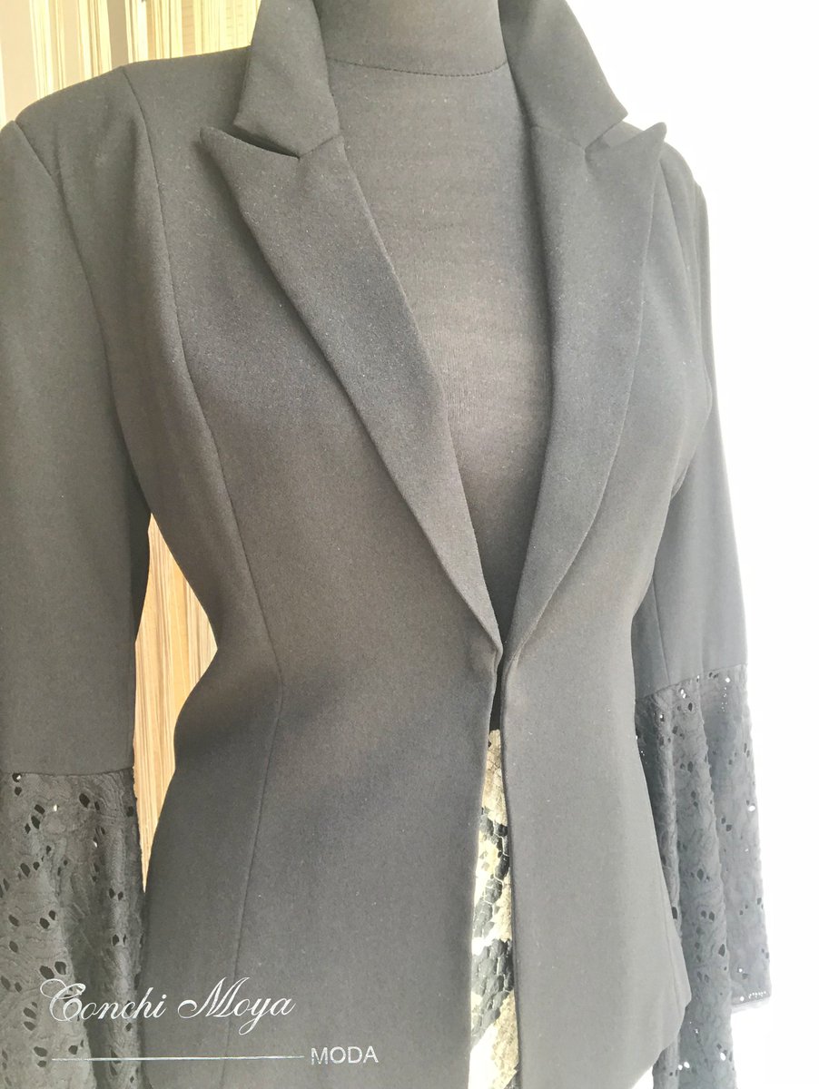conchi_moya_'s tweet photo. "La elegancia no es solo belleza, es también la forma de pensar y de moverte" 💁♀️
#ConchiMoyaModas #Boutique #Calasparra https://t.co/Q8DQ3lKLQl