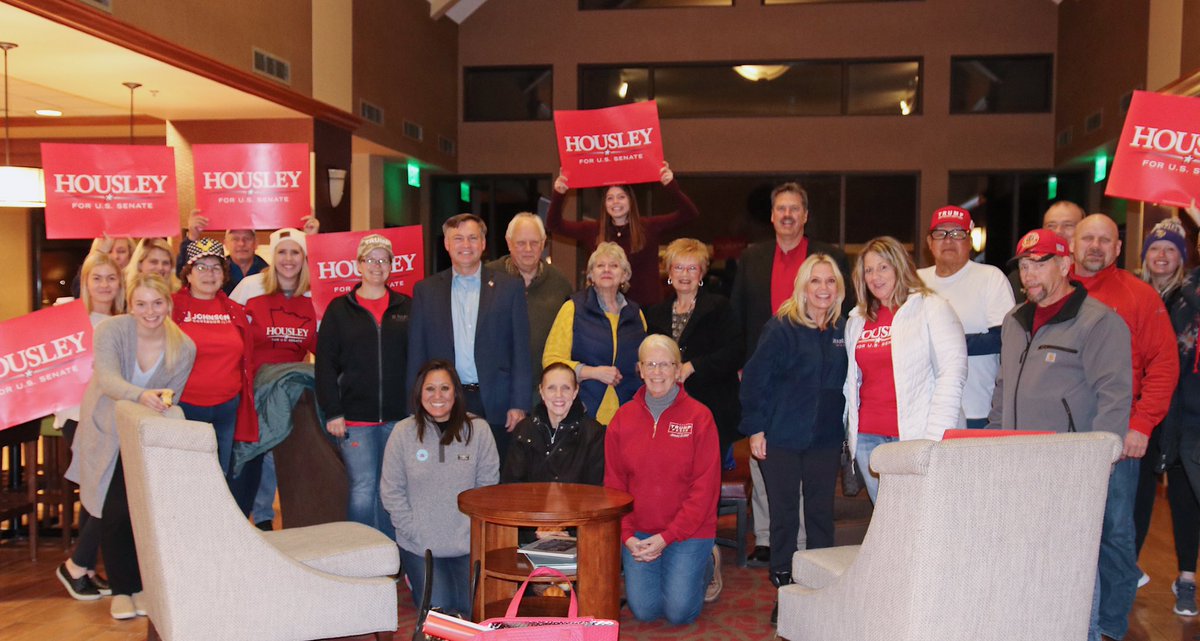 JohnHoweMN's tweet photo. Thanks, Bemidjii! Great seeing Rep. Matt Grossell, Rep. Paul Utke @SenUtke and Rep. Matt Bliss early this morning too!
#HoweWeDoIt #HoweForSOS
#BeAVoter #Midterms
#GOTVStatewideBusTour https://t.co/iNhXNb0D3E