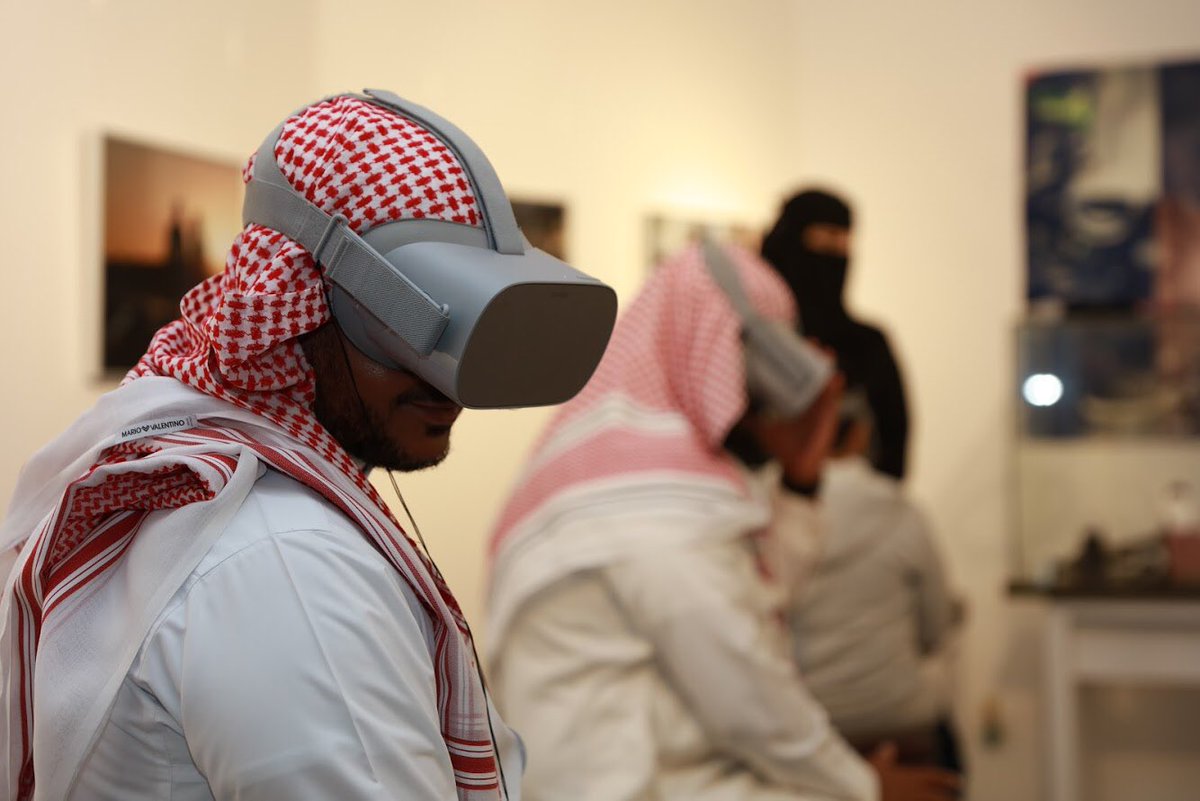 EvaExhibition's tweet photo. التحليق في سماء أبها حُلم تحقق في معرض ايفا للفنون@EvaExhibition ل 9230 زائر في #زفيف360 https://t.co/J29dm5Bmxy